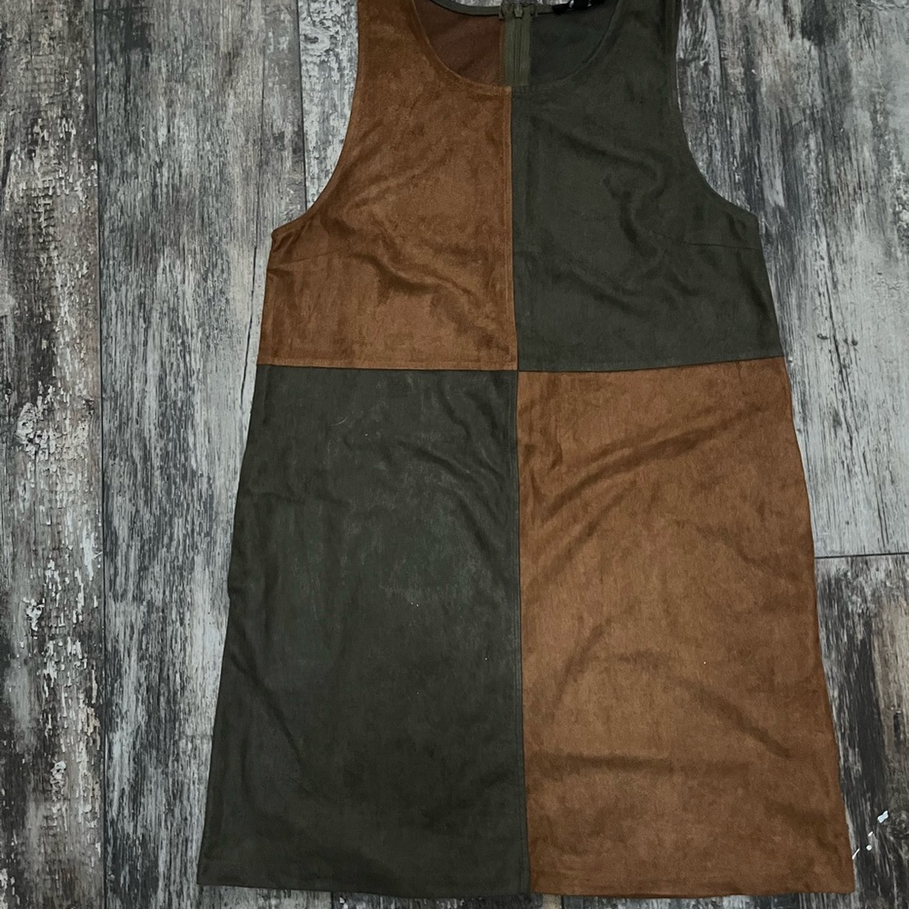 Very J Olive and Brown Sleeveless Dress